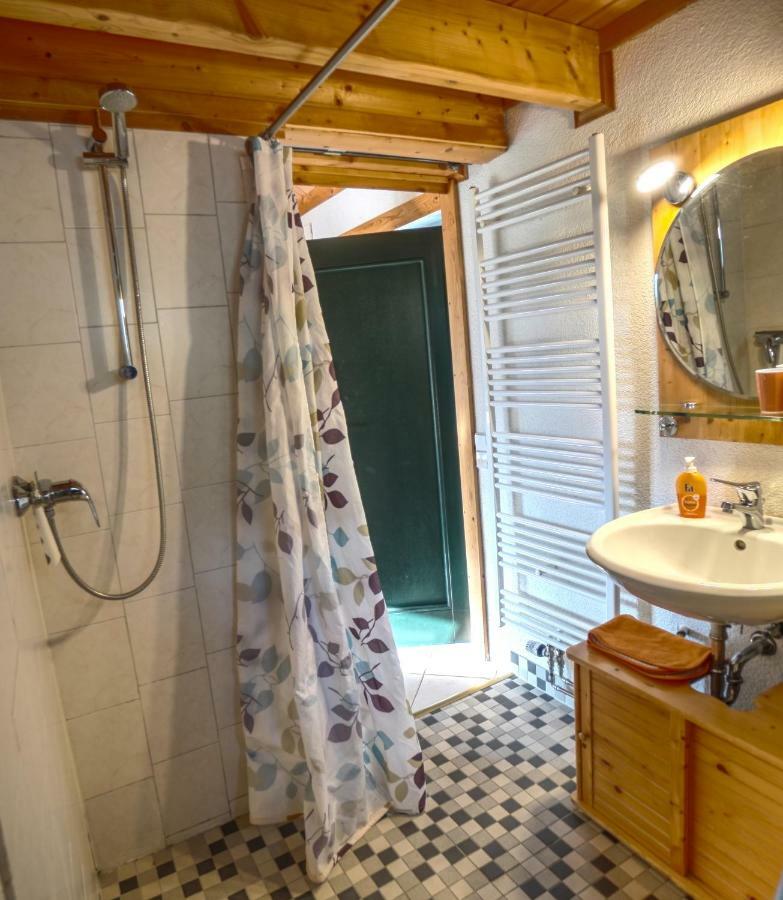 Hof Marienberg, 56340 Osterspai, Deutschland Wanderhuette Eksteriør billede